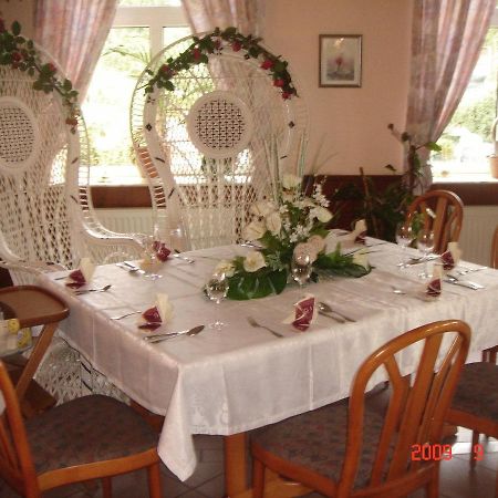 Zeesener Gasthof Hotel Königs Wusterhausen Esterno foto